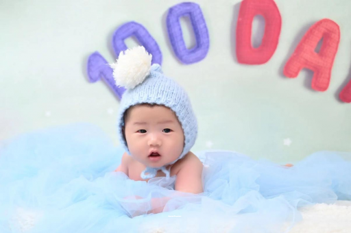 平阳宝宝多久会笑